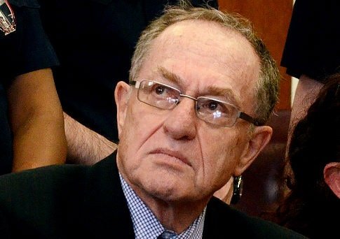 Alan Dershowitz: De VS moet Camp Liberty beschermen tegen het ‘genocidale’ Iraniaanse regime